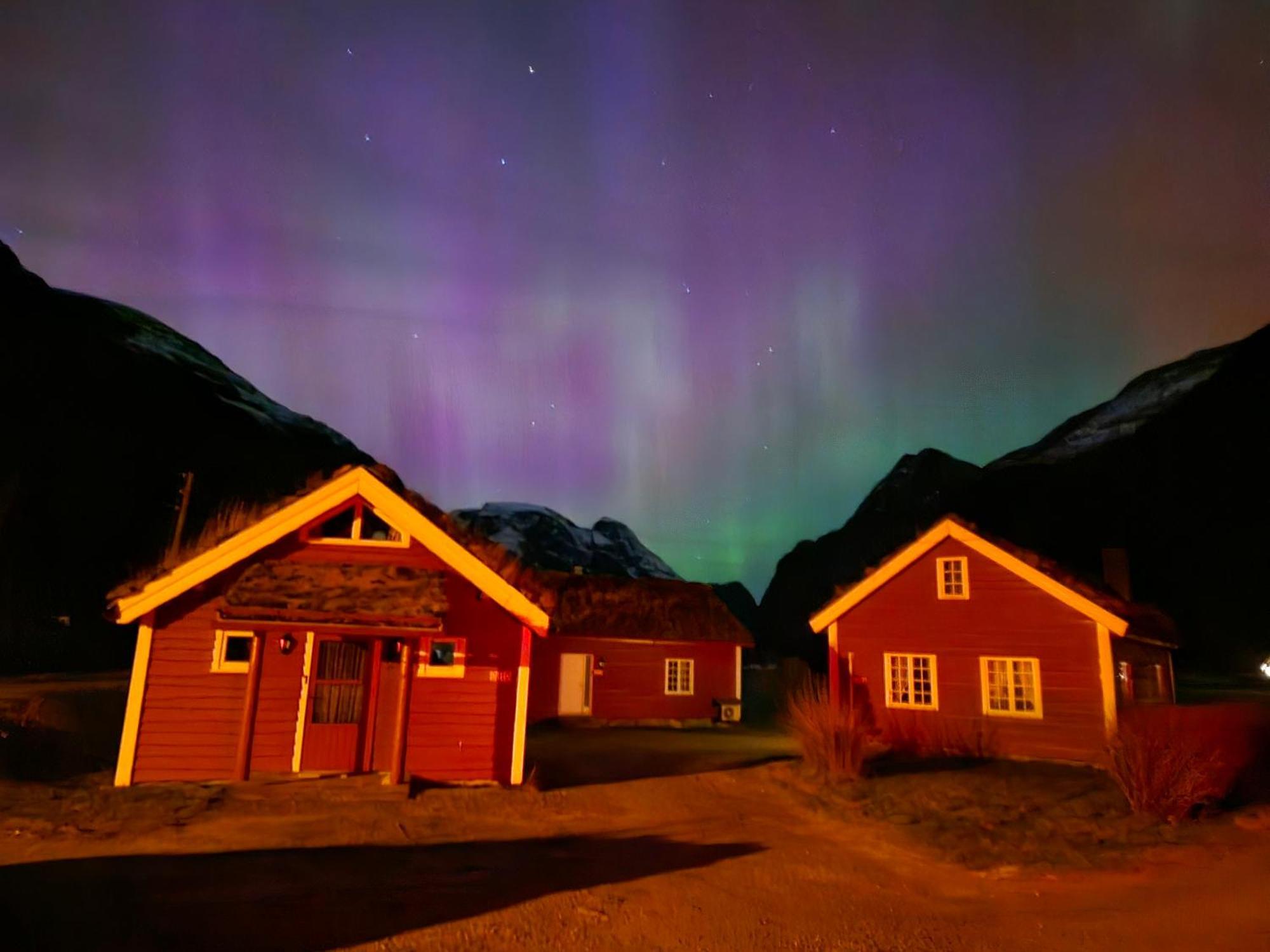 Trollbu Aabrekk Gard Villa Briksdalsbre Exterior photo
